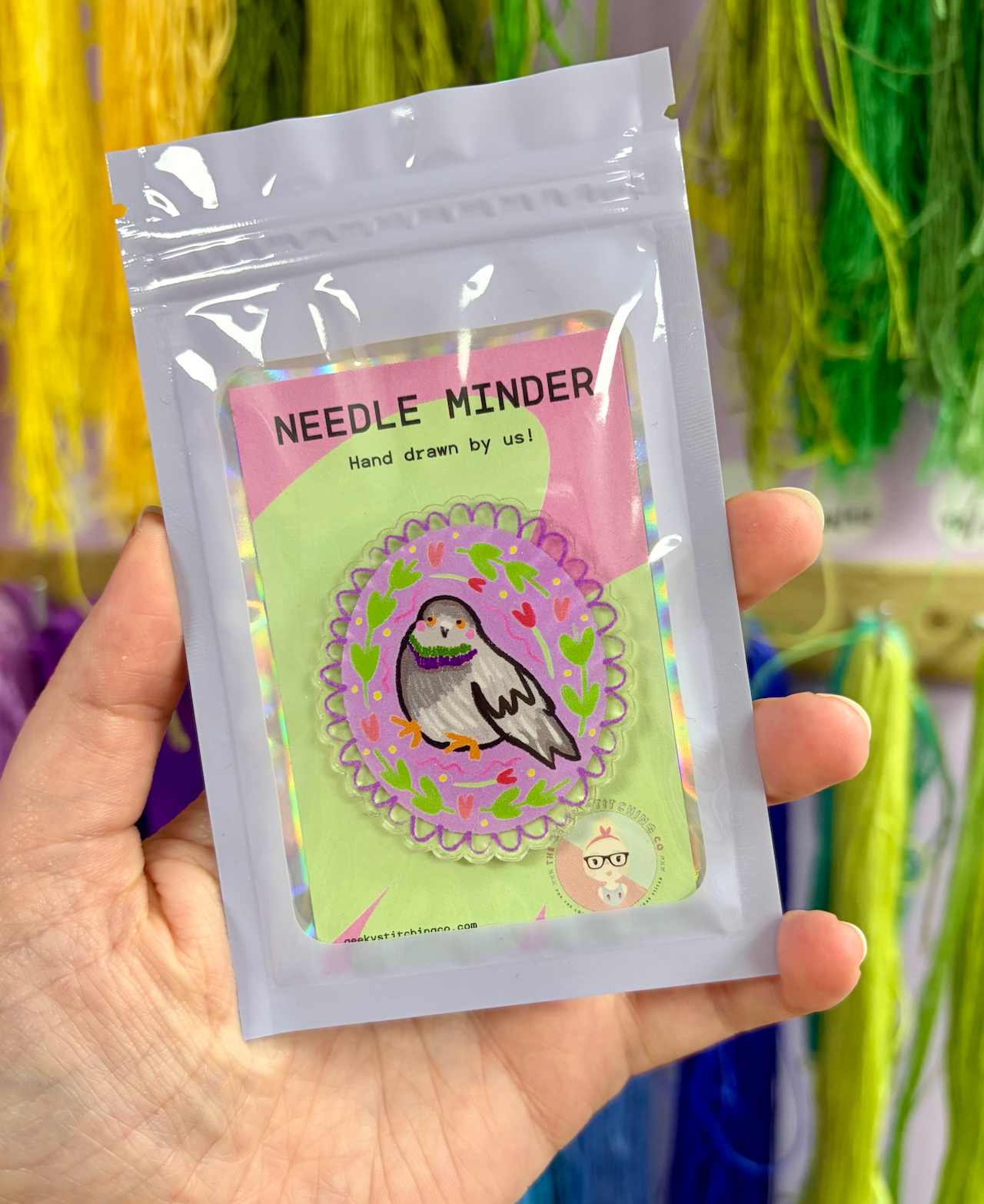 Acrylic Needle minder (Happy Pigeon)