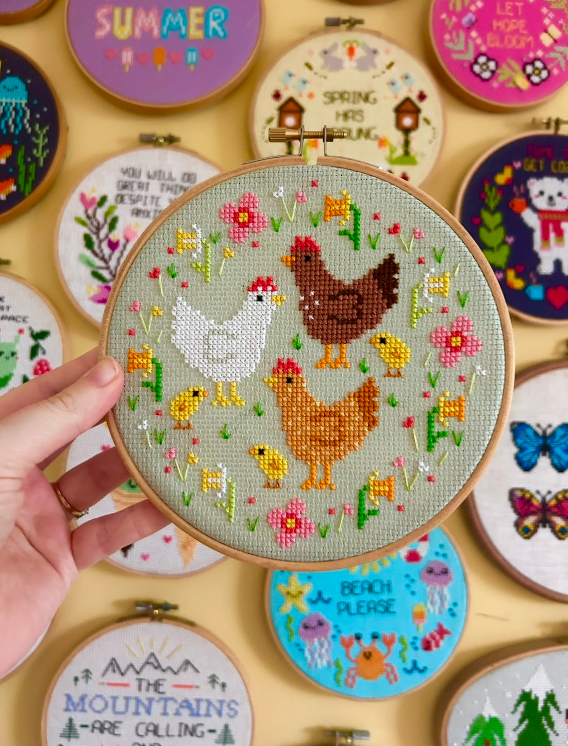 Chickens amongst Daffodil's *Cross Stitch Kit*