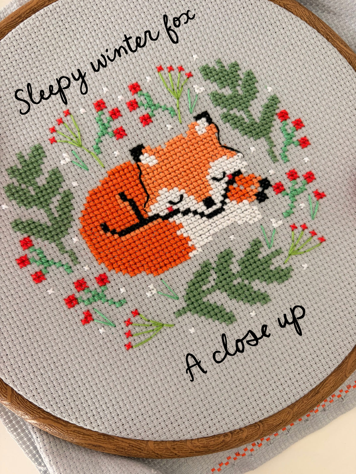 Sleeping winter fox  *Cross Stitch Kit*